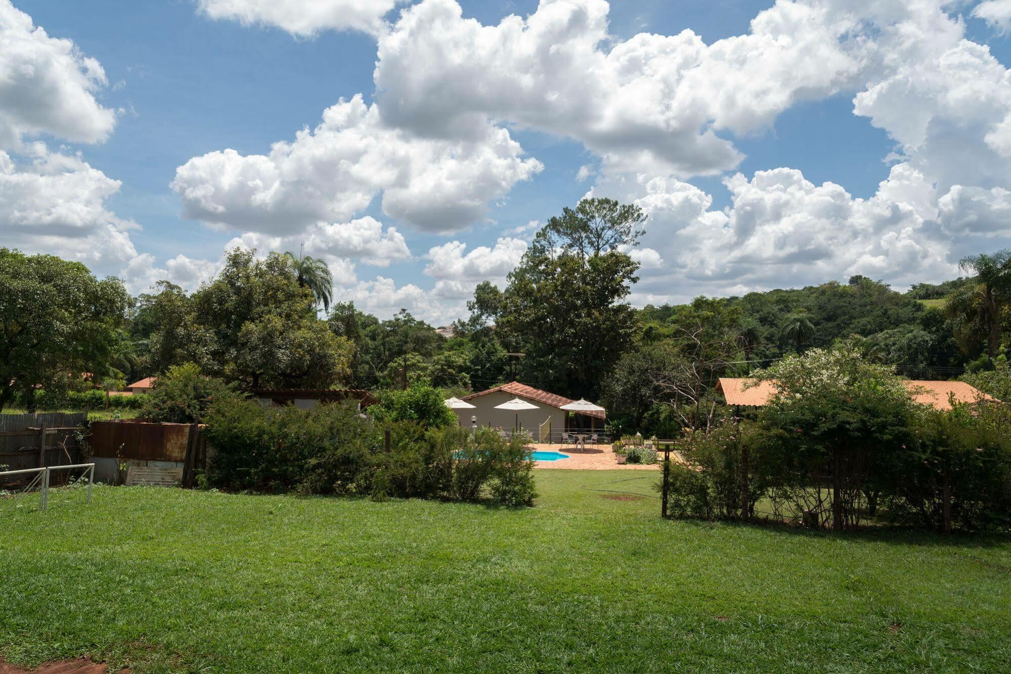 Estancia Das Angolas - Inhotim Брумадинью Экстерьер фото